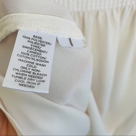Loft off white basic blouse size mp petite - Picture 7 of 7